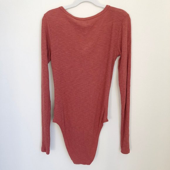 2/$20❤️ Aerie Real Soft Ribbed Henley Bodysuit - Picture 2 of 3